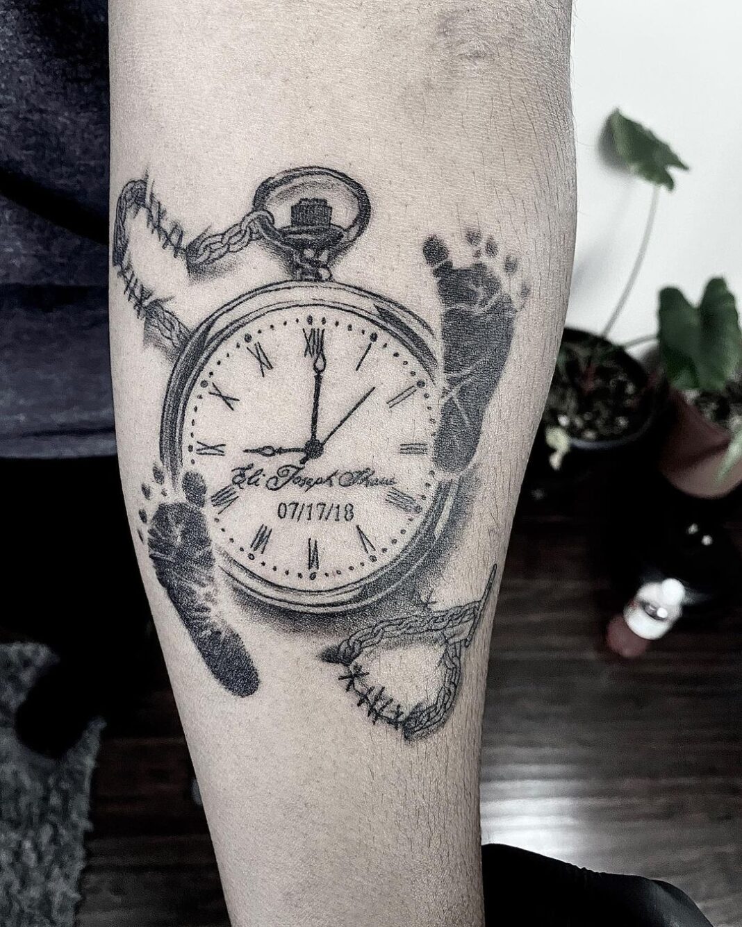 20 Birth Clock Tattoo Ideas To Celebrate That Special Bond