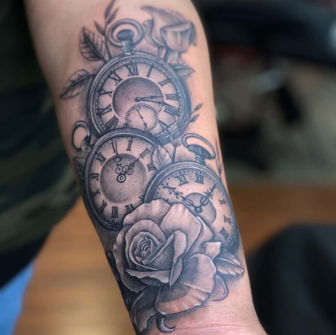 Unique Clock Tattoo Ideas For Kids Birth Celebrations