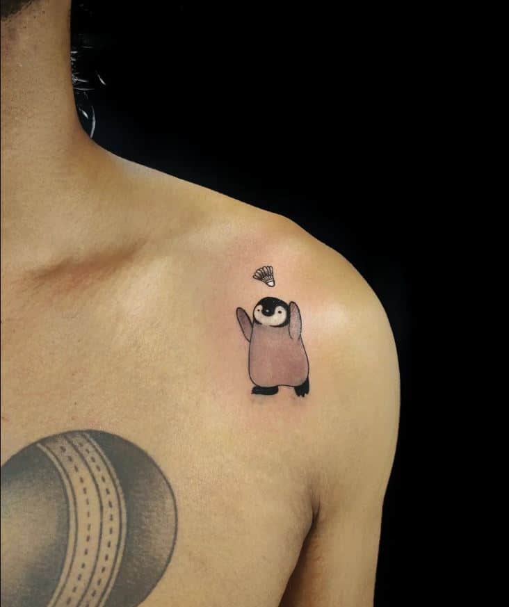 30 ideias de tatuagens de pinguins que são invulgarmente adoráveis