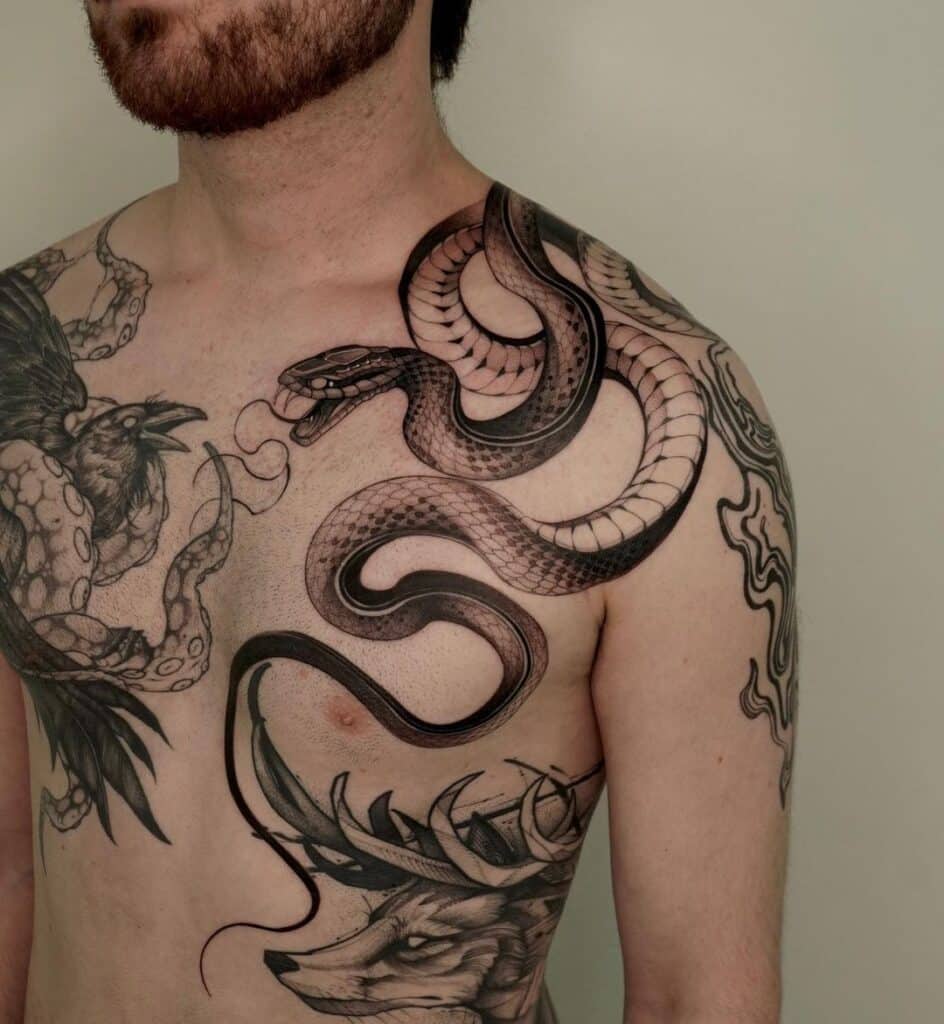 24 Schulter-Tattoo-Ideen für die Tapferen und Mächtigen