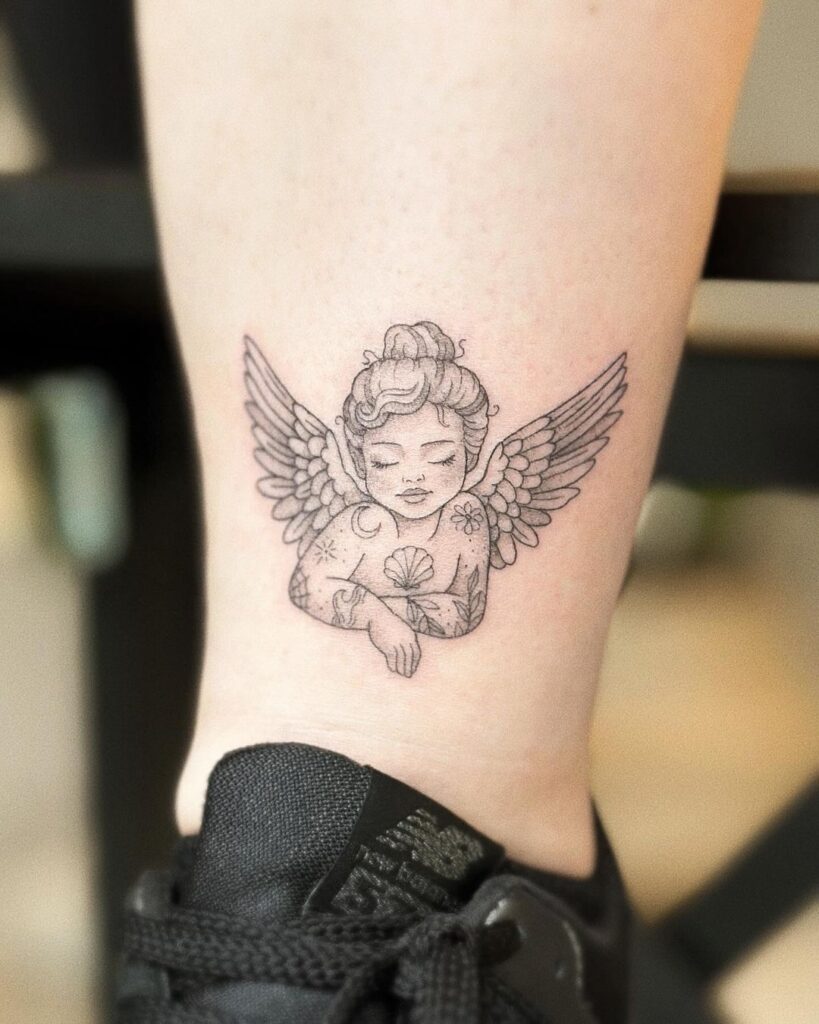 23 idées de tatouage d'ange : Des symboles divins qui racontent une histoire