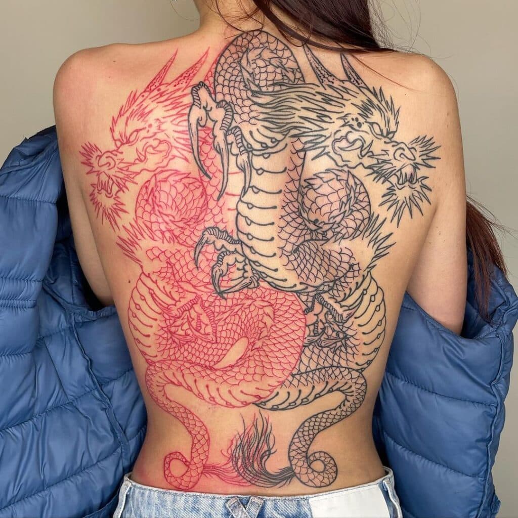 24 ideias de tatuagens de dragão para libertar o poder dentro de si