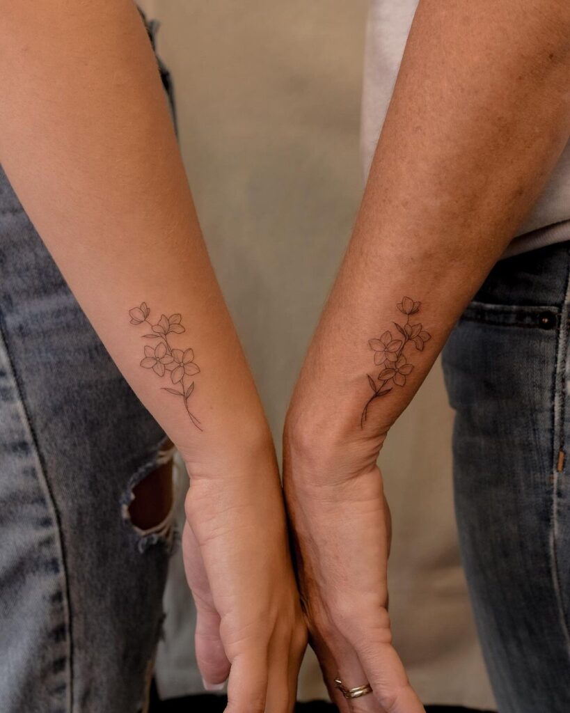24 petits tatouages de main pour le minimaliste moderne