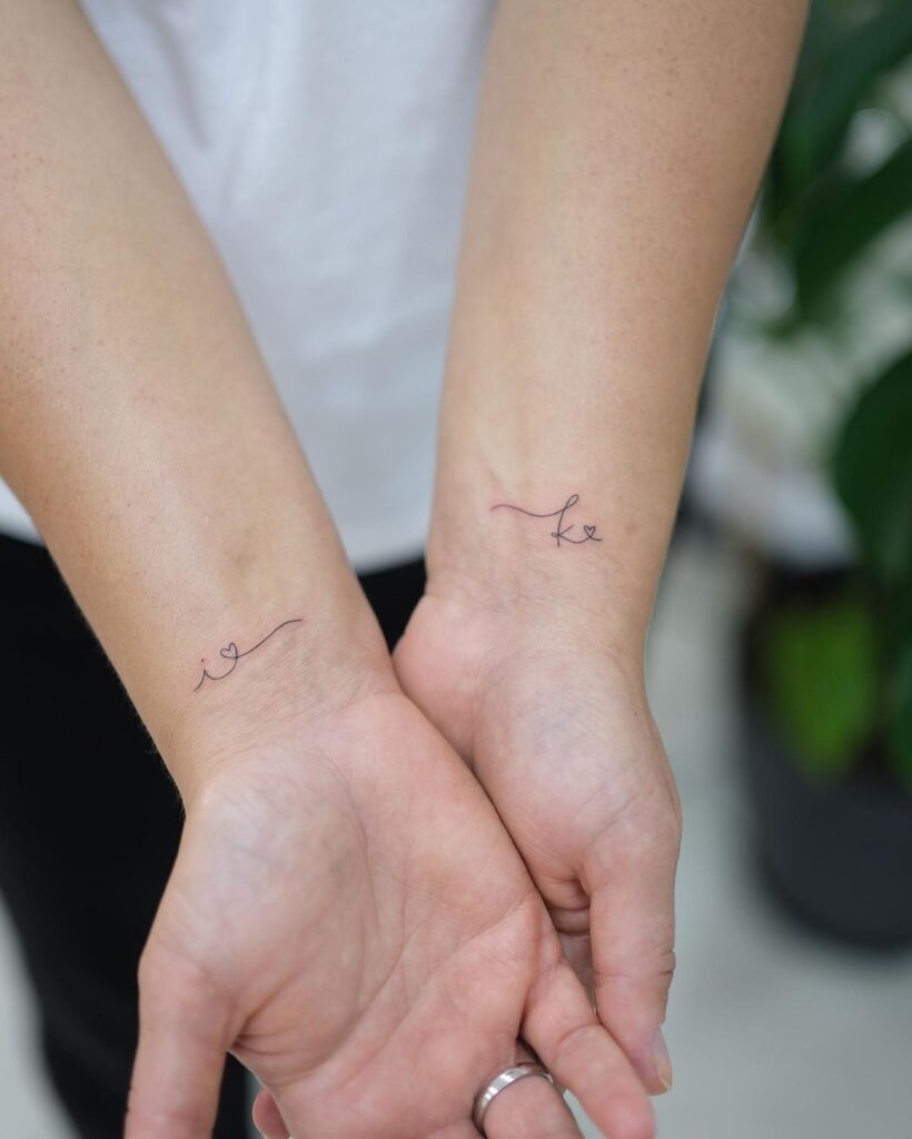 24 Tiny Hand Tattoos For The Modern Minimalist