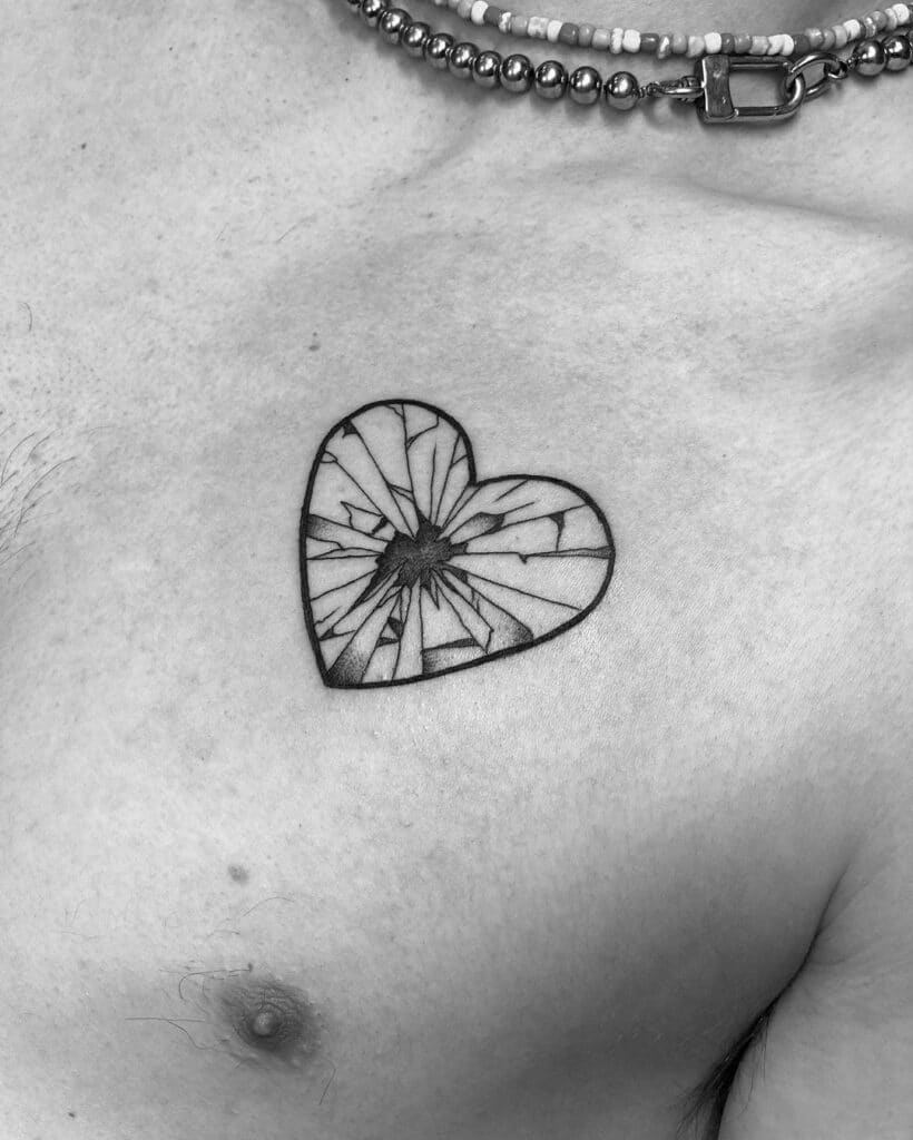 25 ideas de tatuajes de corazones rotos para compartir tus sentimientos