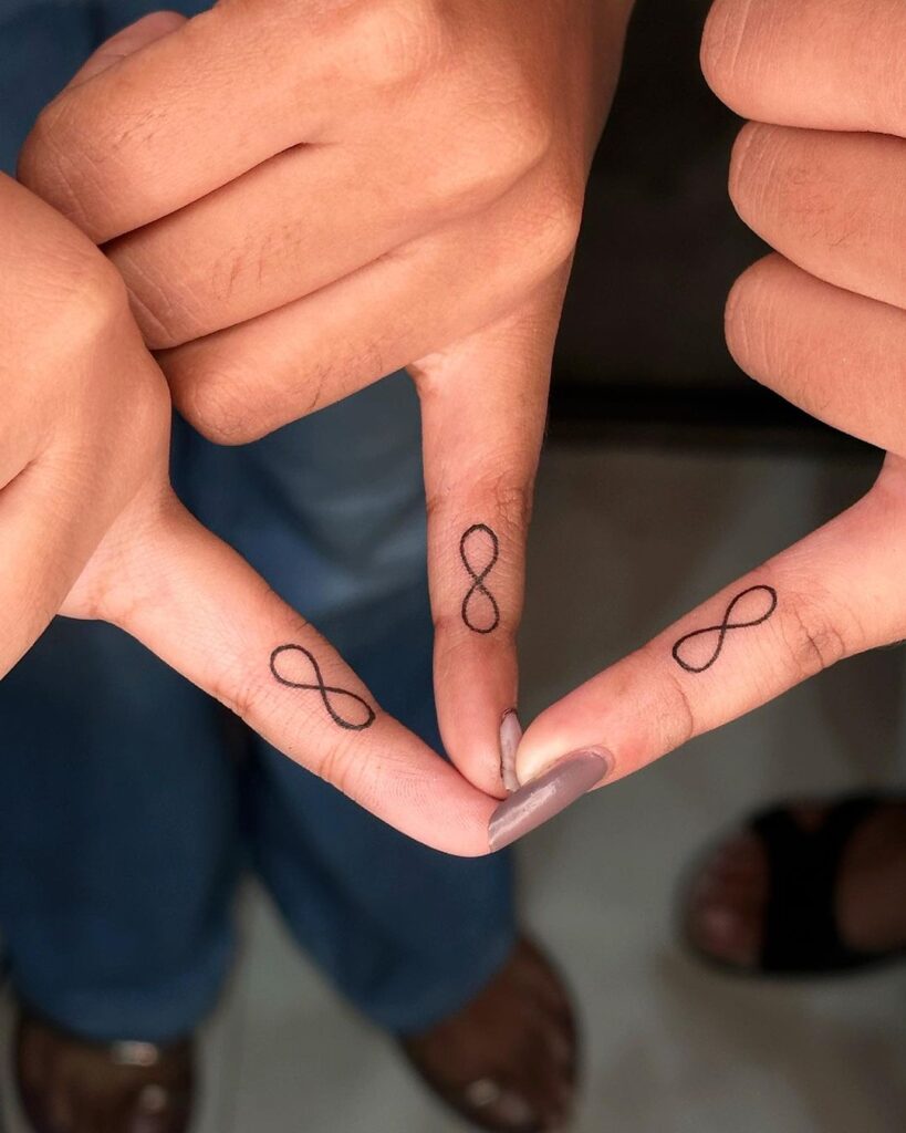 25 Intricate Infinity Tattoos That Go Beyond The Y2K Trend
