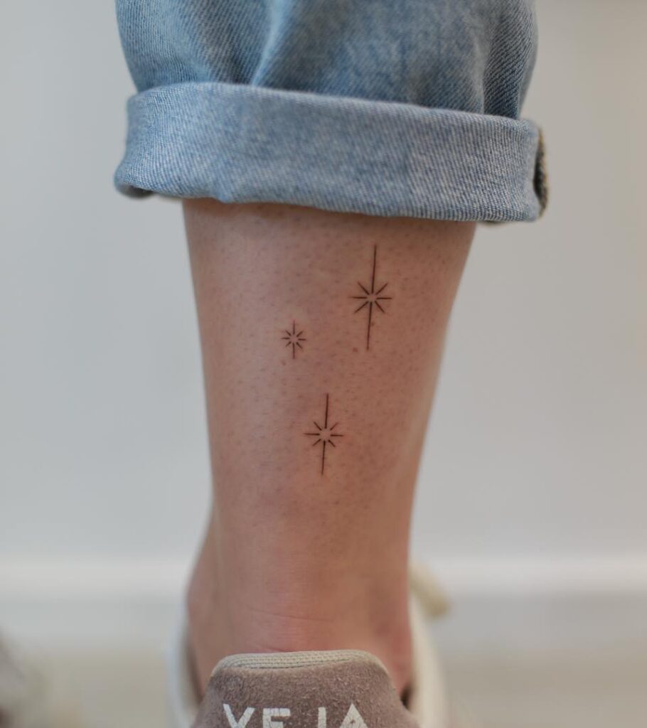 26 disegni di tatuaggi scintillanti per trovare la tua ispirazione stellare