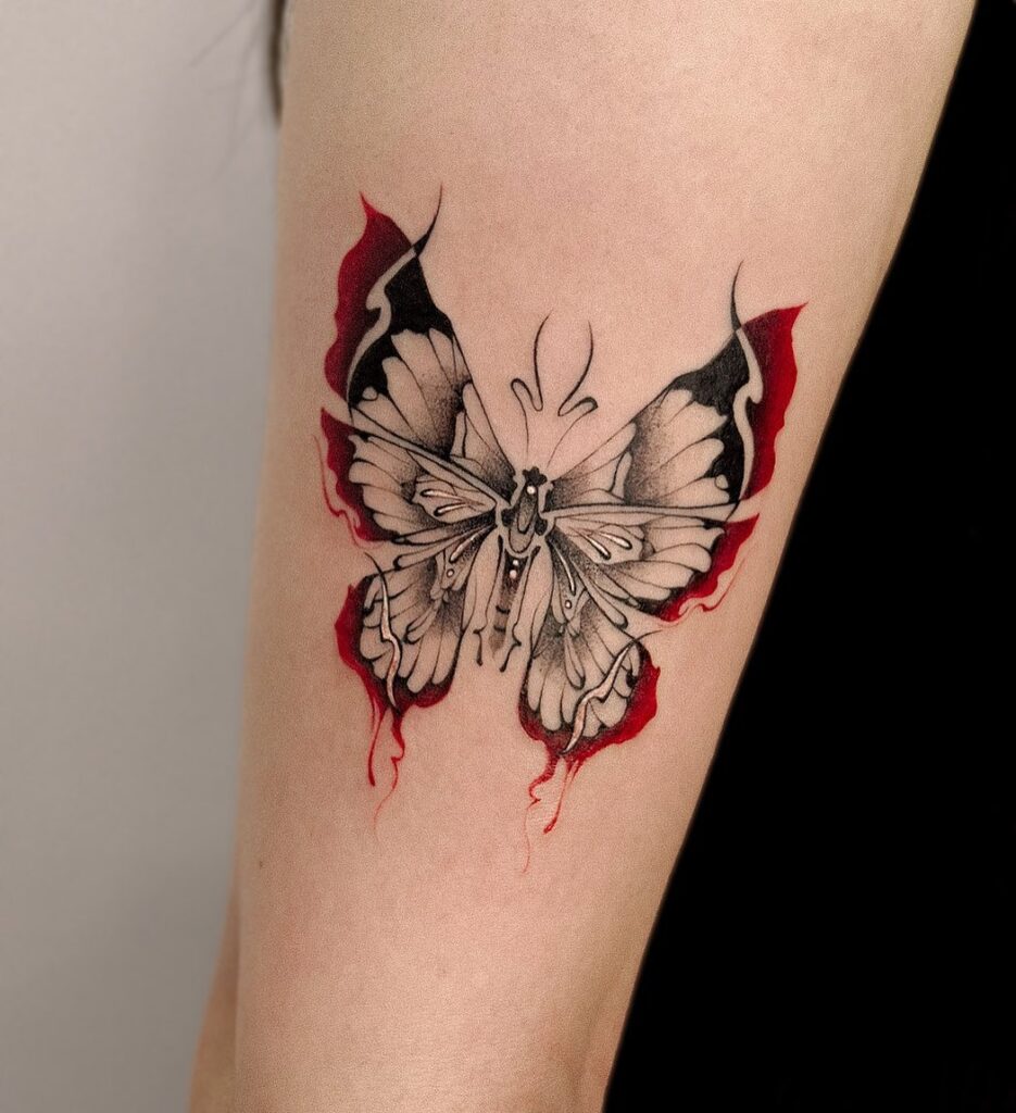 26 desenhos de tatuagens de borboletas para inspirar o seu renascimento