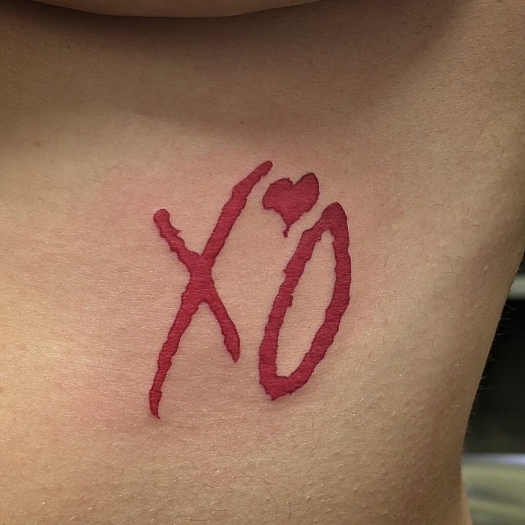 21 XOXO Tattoo Ideas To Inspire A New Jewel On Your Skin