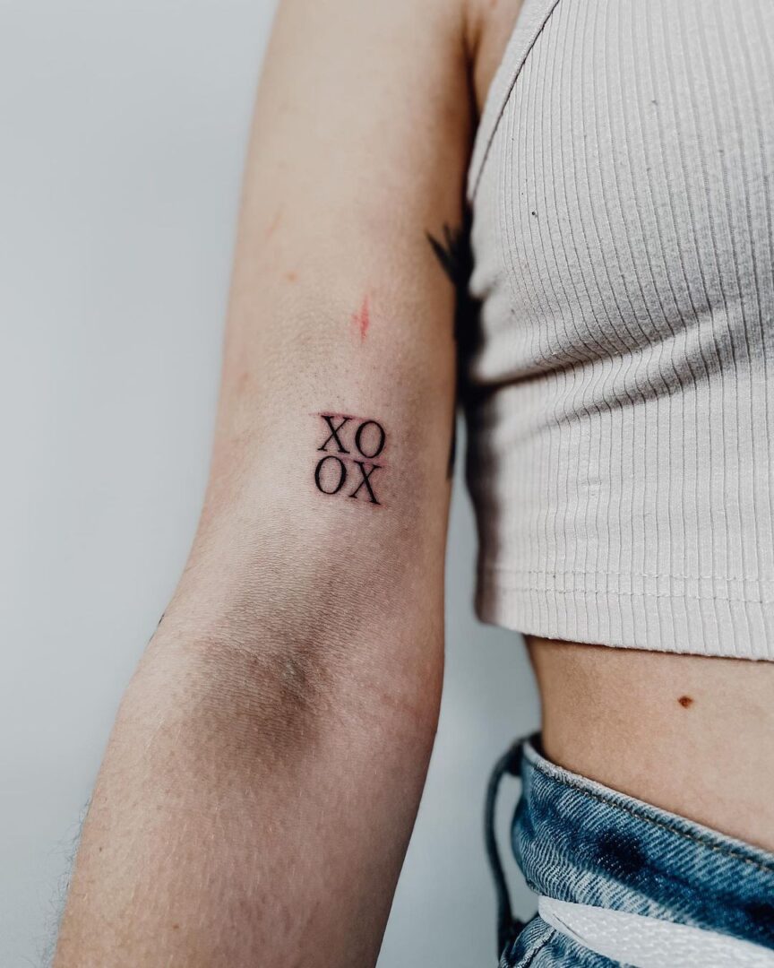 21 XOXO Tattoo Ideas To Inspire A New Jewel On Your Skin