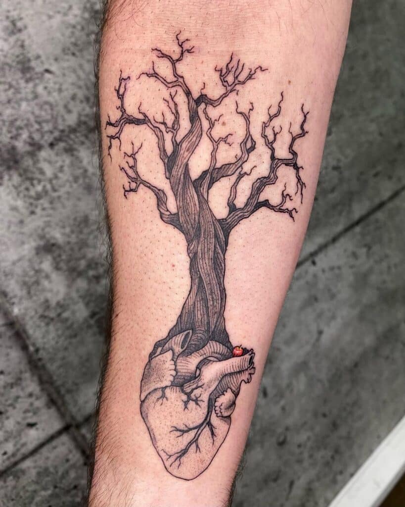 22 Ernsthaft ansprechende Apfelbaum-Tattoos für Ihre nächste Tinte