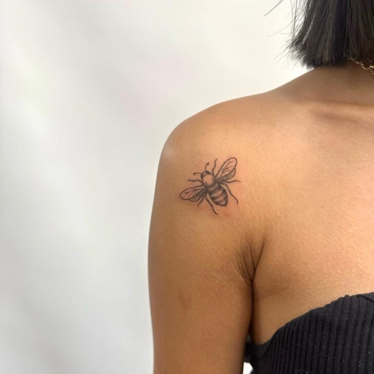 21 Bee Tattoos For All The Little Tattoo Lovers