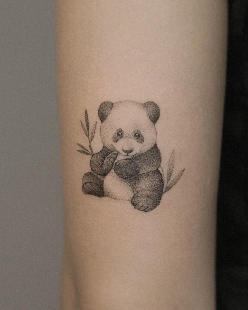 25 preciosos tatuajes de pandas que son casi demasiado tiernos
