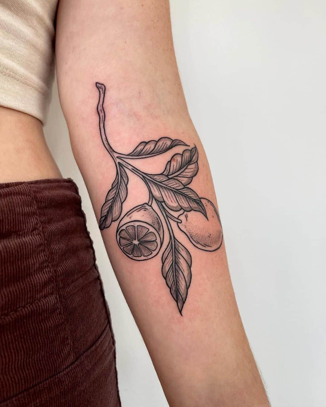 22 Lemon Tattoo Designs To Help You Squeeze The Day