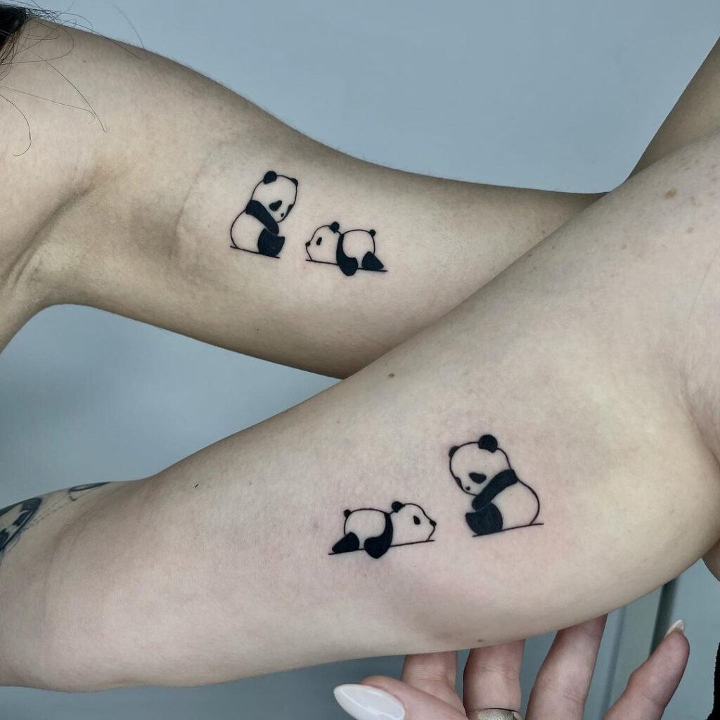 25 Kostbare Panda-Tattoos, die fast zu niedlich sind