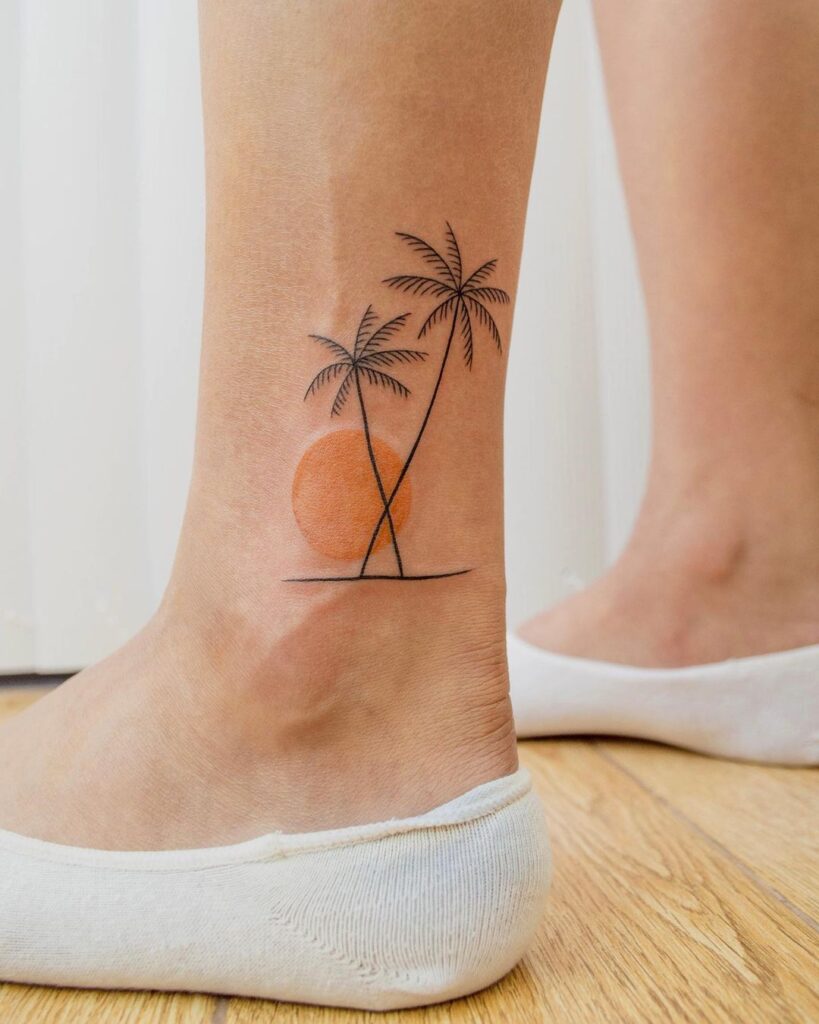 21 kraftvolle Palmen-Tattoo-Ideen für anhaltende Sommer-Vibes