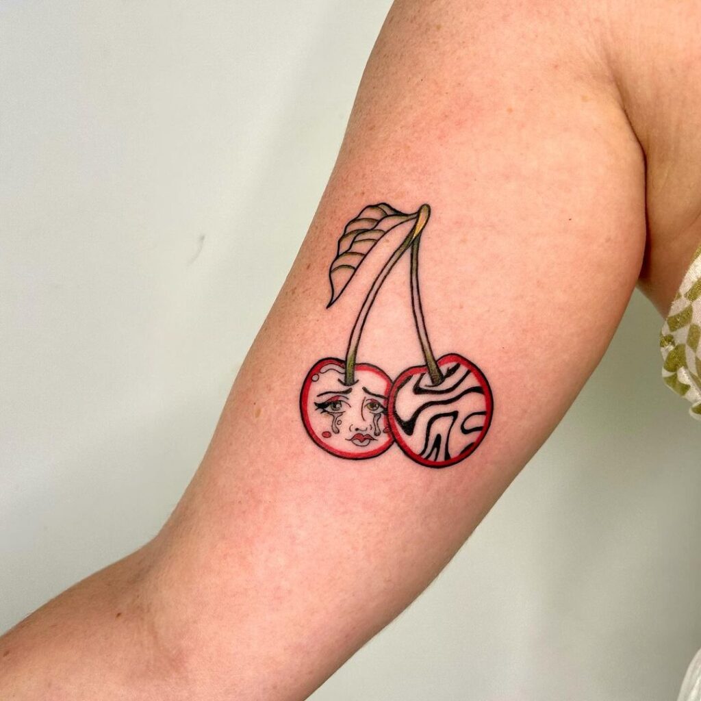20 ideas de tatuajes de cerezas para una expresión fructífera