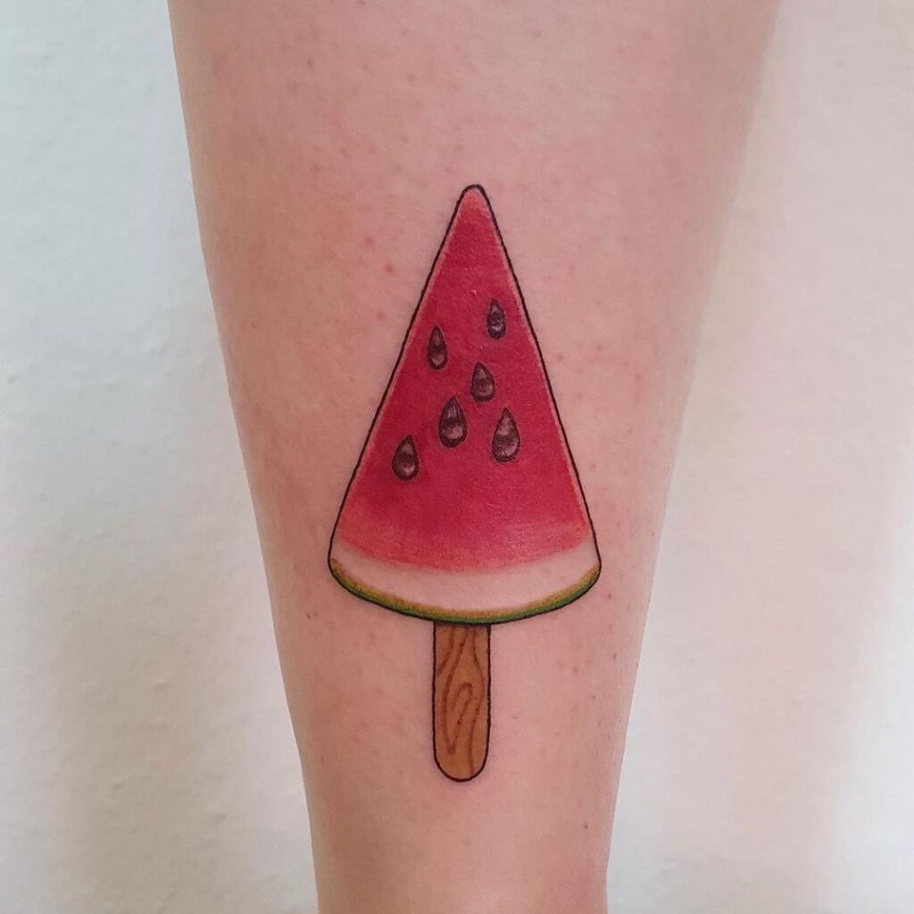 21 idées de tatouage de pastèque pour une sensation estivale sur votre peau