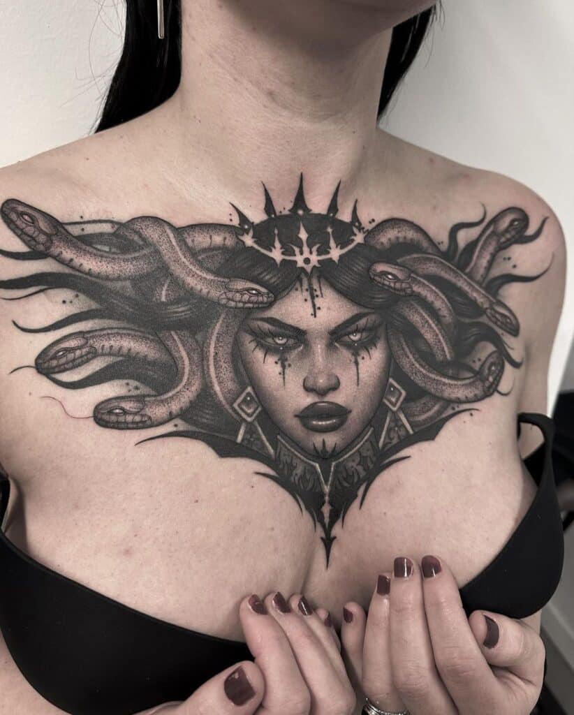 26 disegni di tatuaggi della Medusa che gridano all'emancipazione femminile