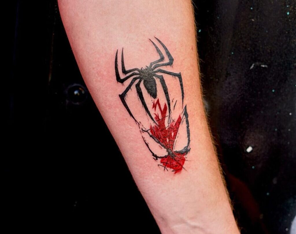 21 Legendäre Spiderman-Tattoos, die den inneren Helden umarmen