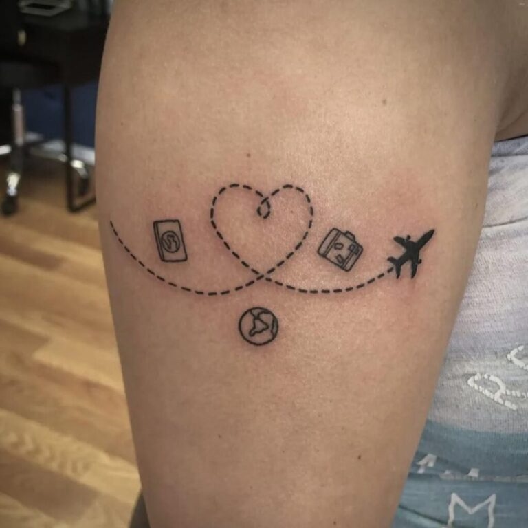 25 ideias de tatuagens de avião para satisfazer o seu desejo de viajar