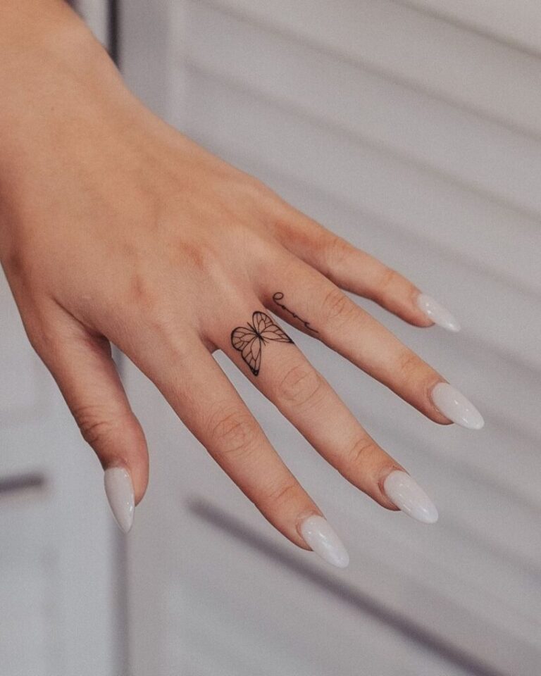 25 Unique Butterfly Finger Tattoos That'll Make You Flutter