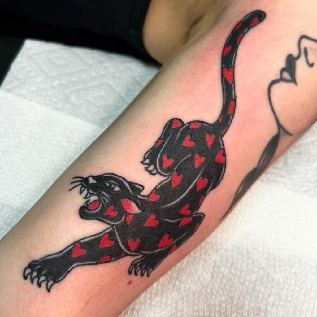 22 Panther-Tattoo-Ideen, die absolut "grrreat" sind