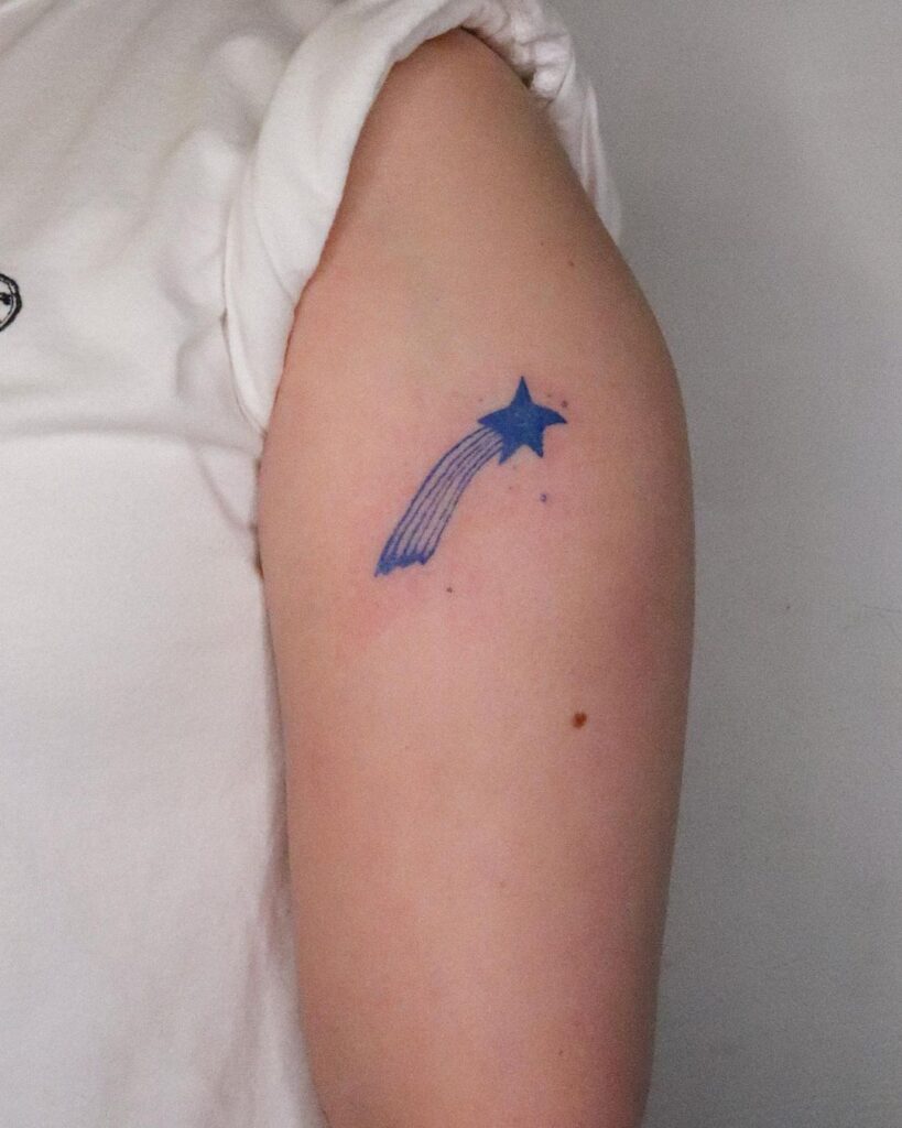 23 tatuajes de estrellas fugaces realmente espectaculares