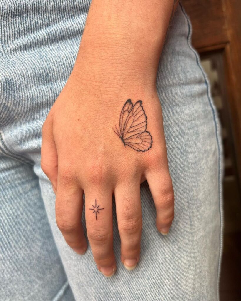 25 tatuagens de dedo de borboleta de elite que o vão fazer vibrar