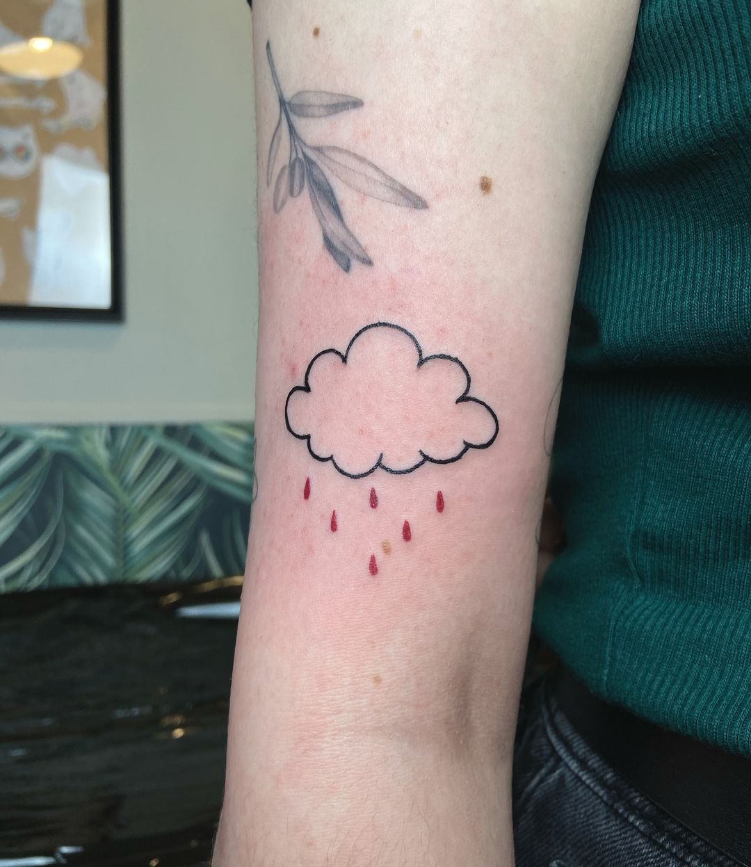 21 Unique Cloud Tattoo Ideas That Prove Only Sky's The Limit