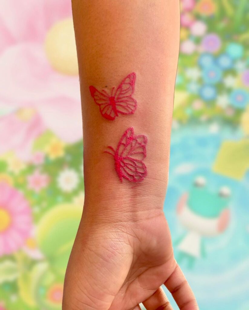 Significados da tatuagem de borboleta vermelha e 25 desenhos de tirar o fôlego