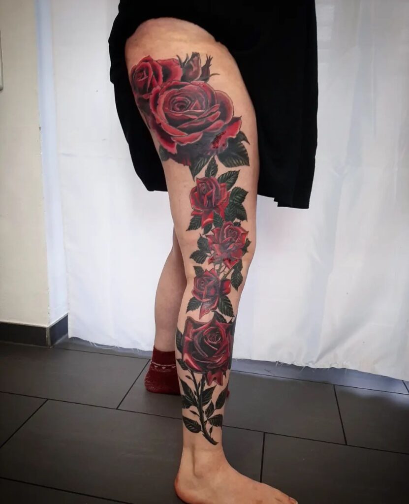 20 idées de tatouage de jambe parfaites pour les femmes qui aiment l'encre