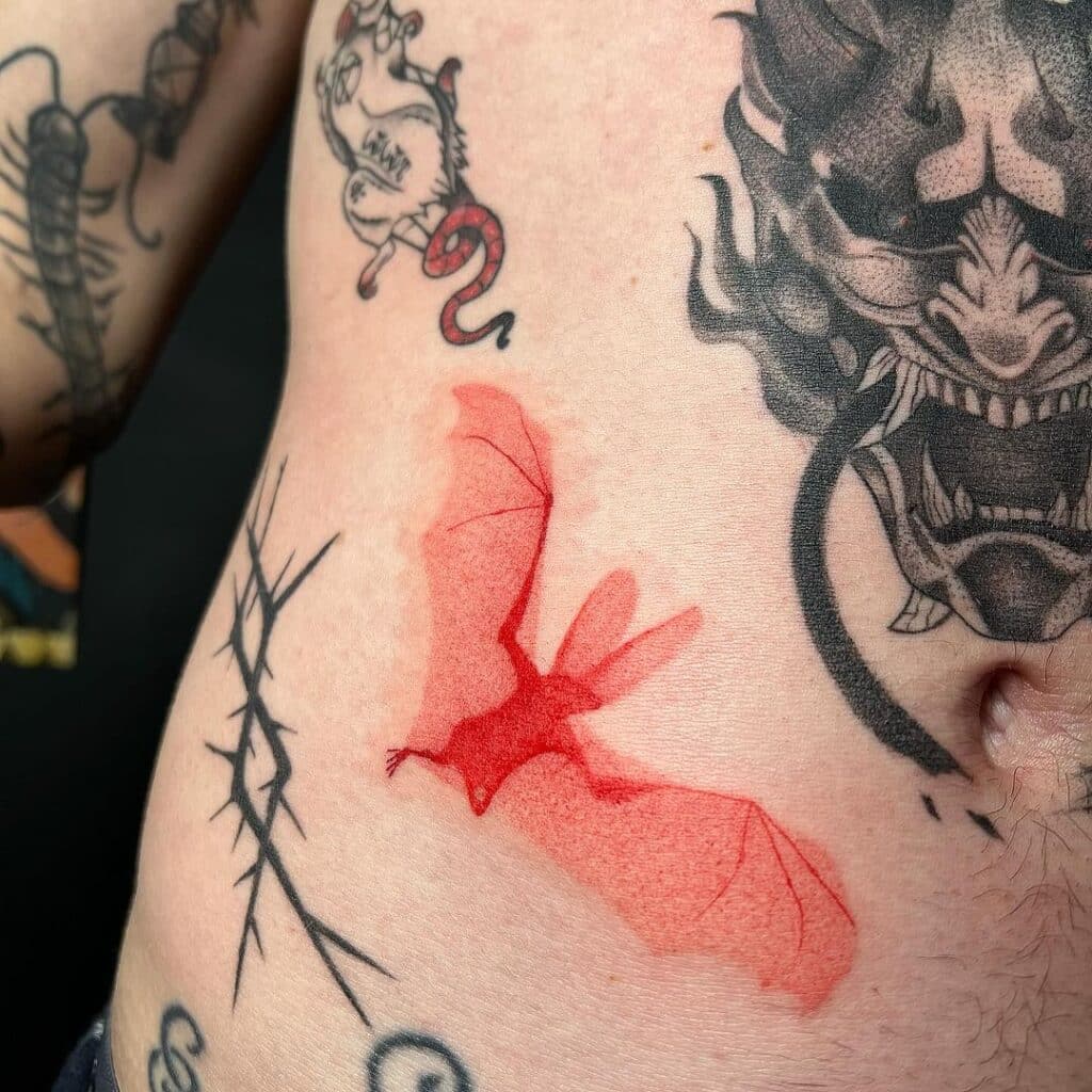 24 tatuajes de murciélagos para tu personalidad oscura y misteriosa
