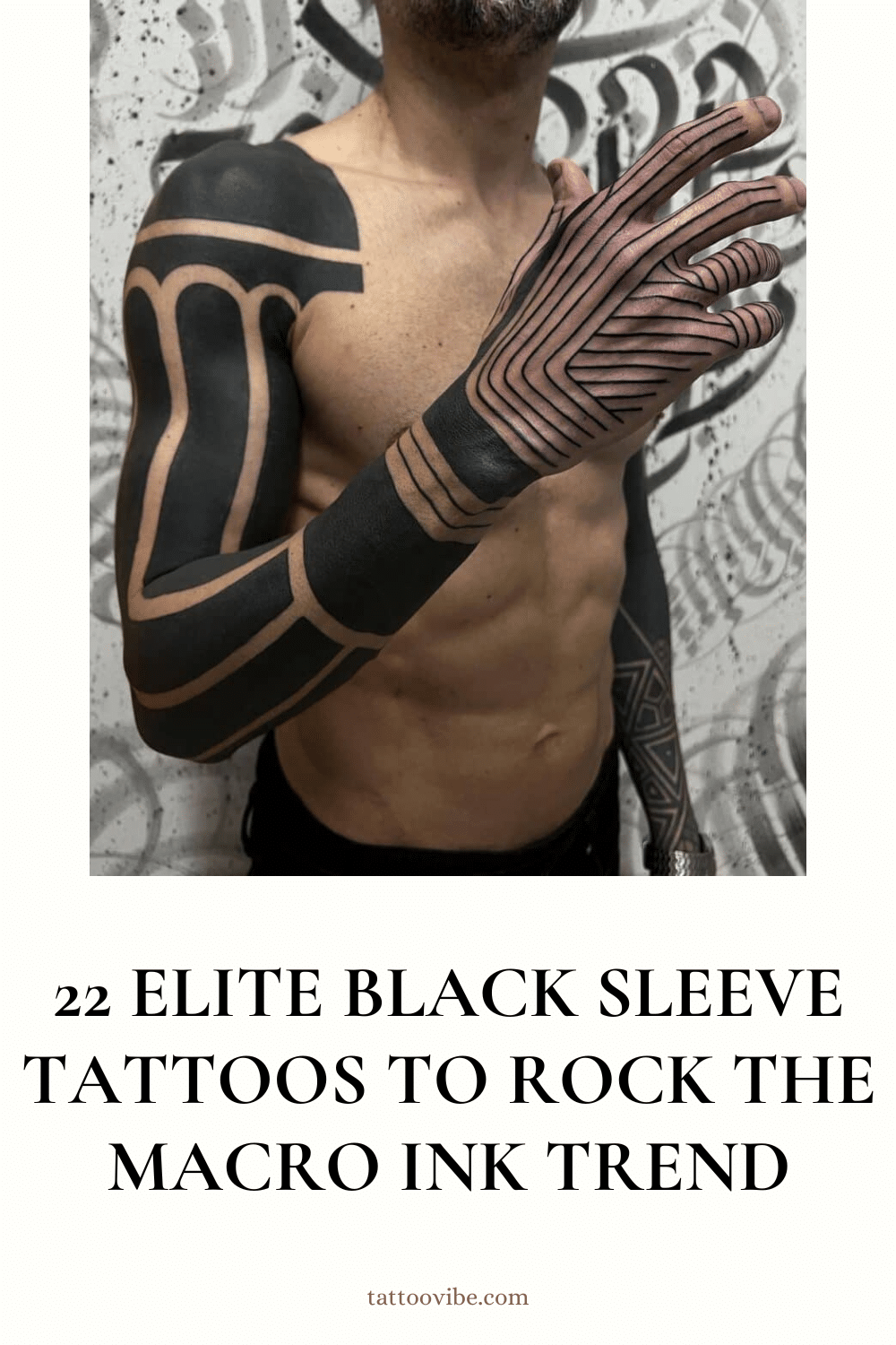 22 Elitetattoos mit schwarzen Ärmeln, die den Makrotinten-Trend rocken