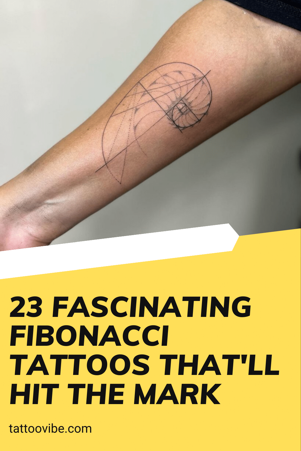 23 Faszinierende Fibonacci-Tattoos, die ins Schwarze treffen