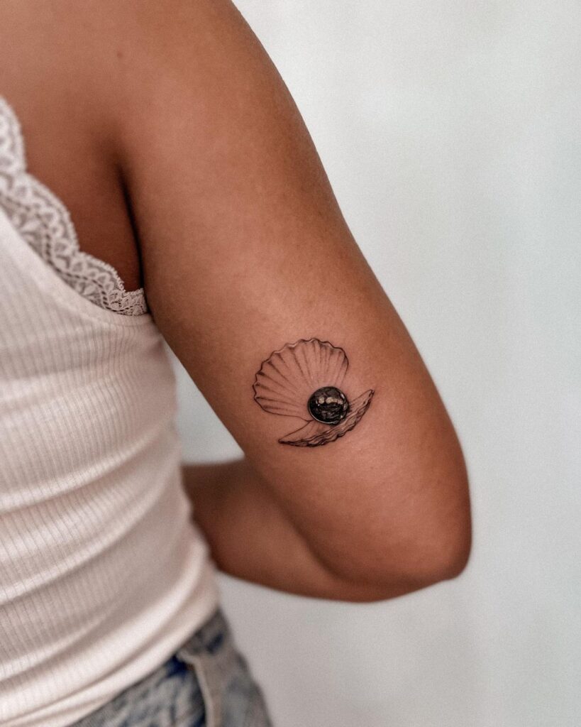 21 ideias de tatuagens de pérolas irresistíveis para mergulhar o mais depressa possível