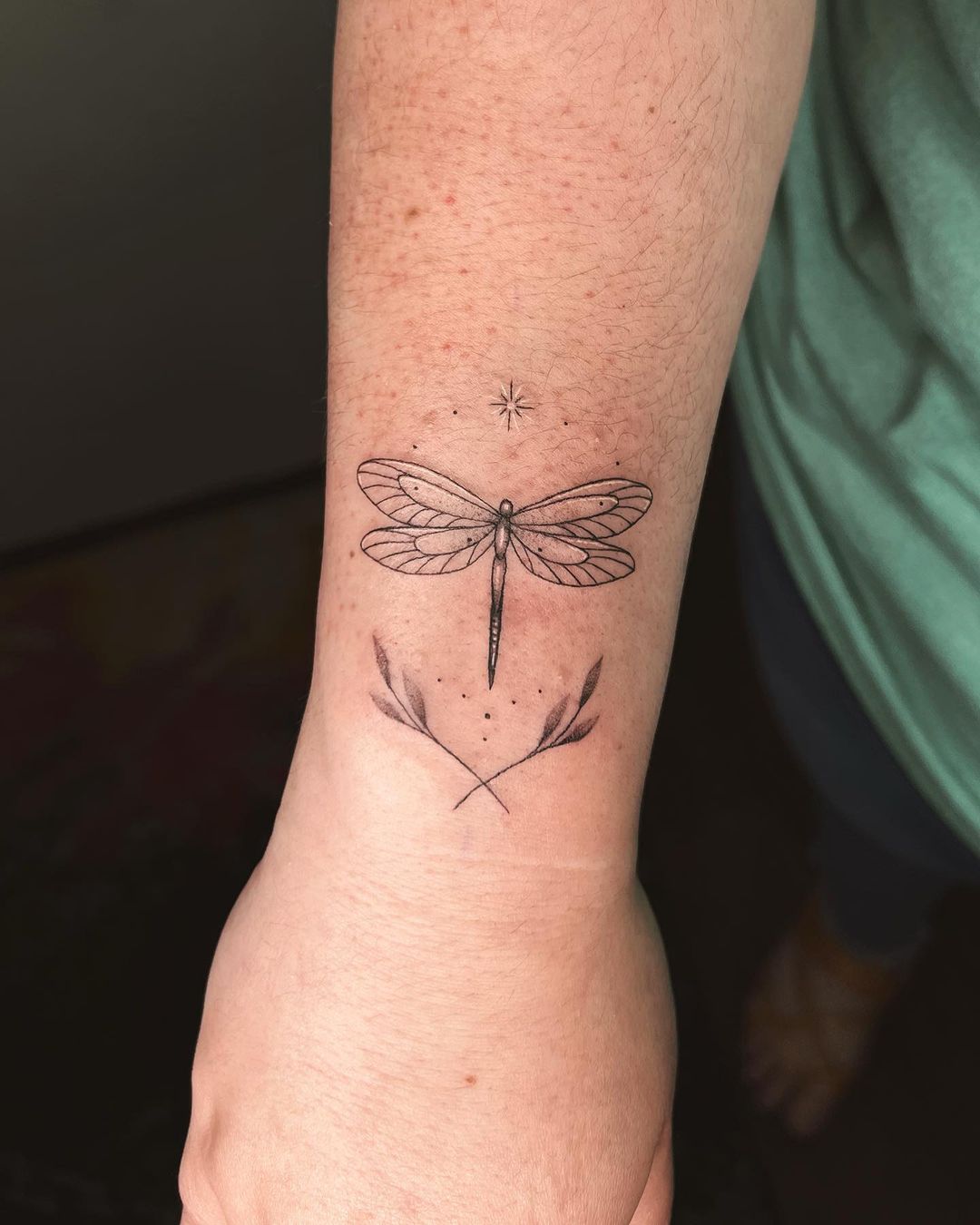 25 Epic Dragonfly Tattoos That'll Bring You Positive Energy