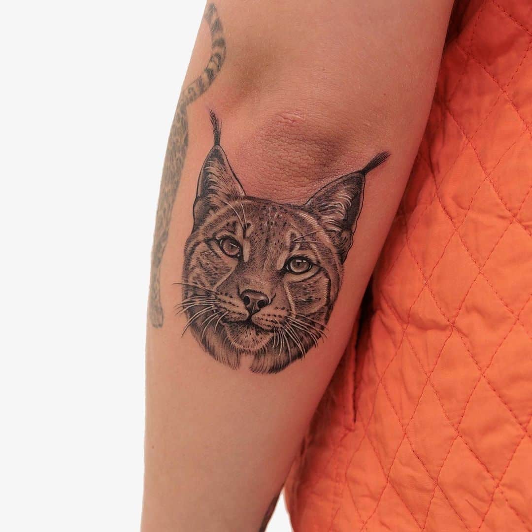 20 Impressive Lynx Tattoos That Make The 