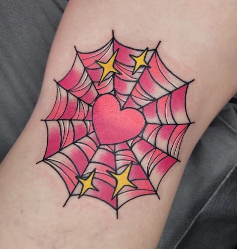 20 ideias espantosas de tatuagens de teias de aranha tecidas com tinta