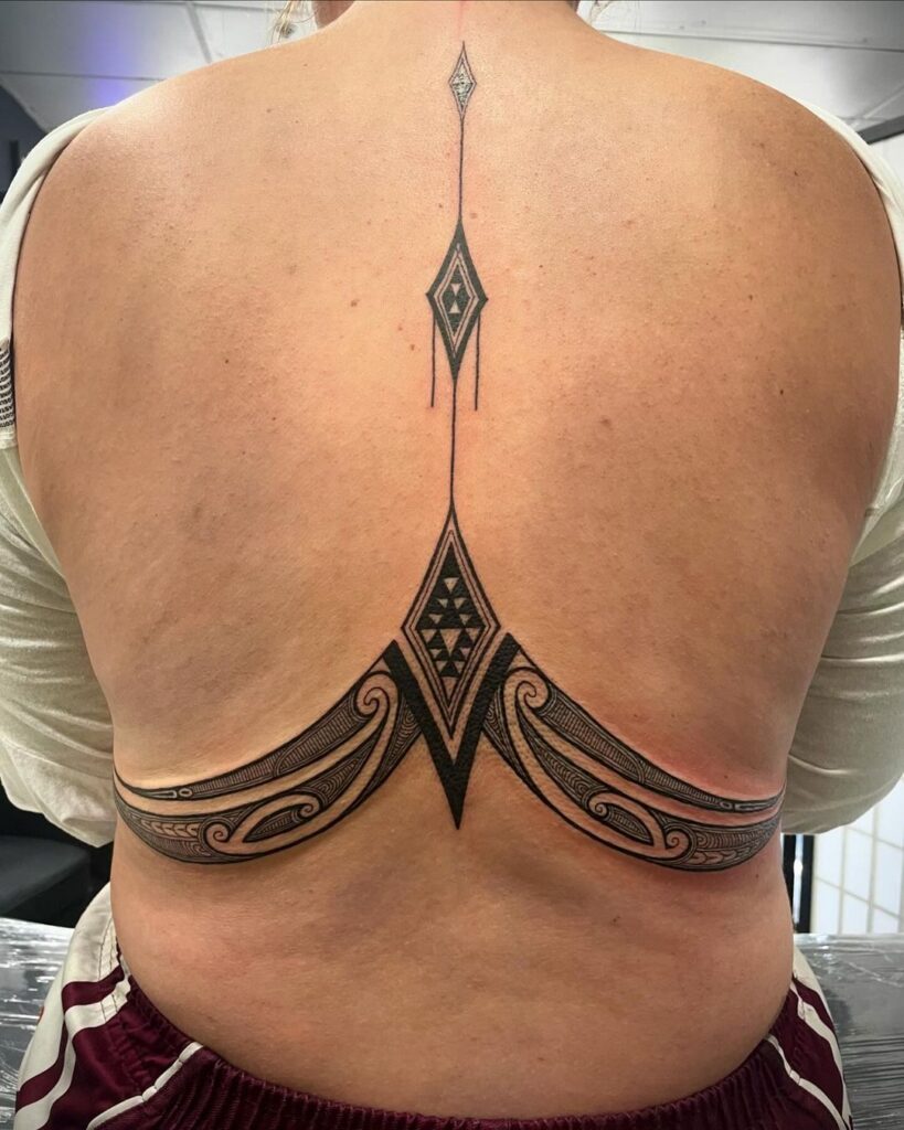 Entdecken Sie Ta Moko mit 20 ultimativen Maori Tattoo-Designs