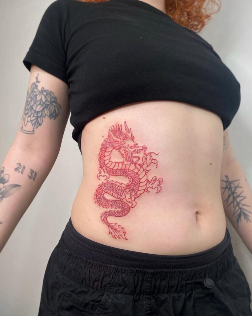 20 ideias épicas de tatuagens de dragões vermelhos que o vão deixar obcecado
