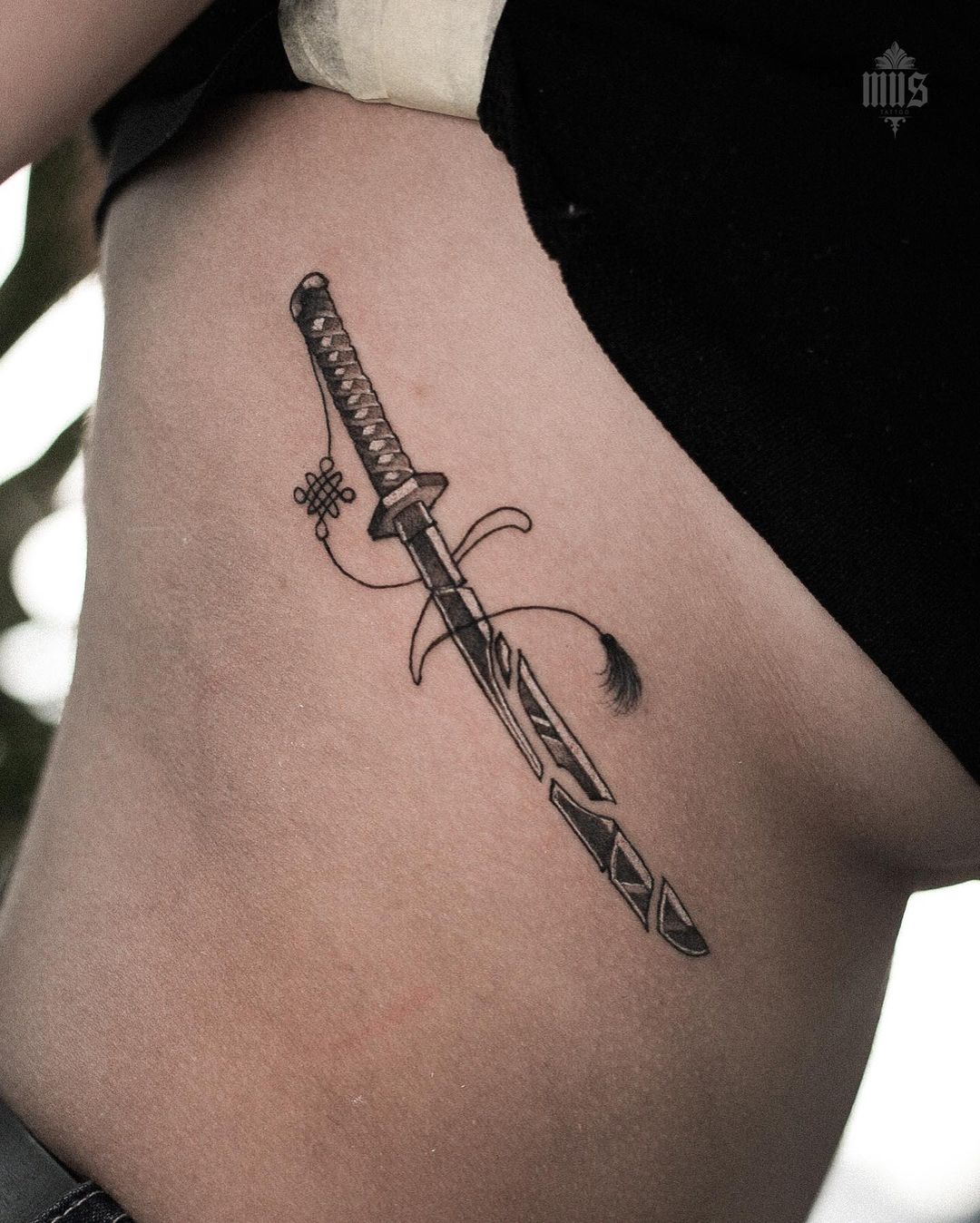 18-incredible-katana-tattoos-to-unleash-your-inner-samurai