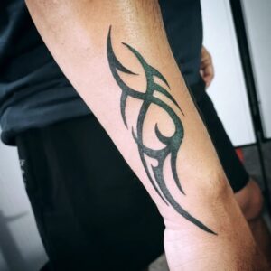 20 Impressive Tribal Tattoo Ideas That Honor Your Identity