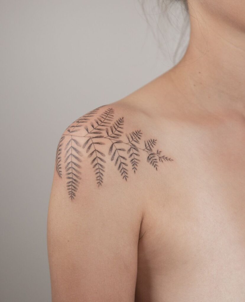 20 Phenomenal Fern Tattoos That'll Grow Your Ink Inspiration