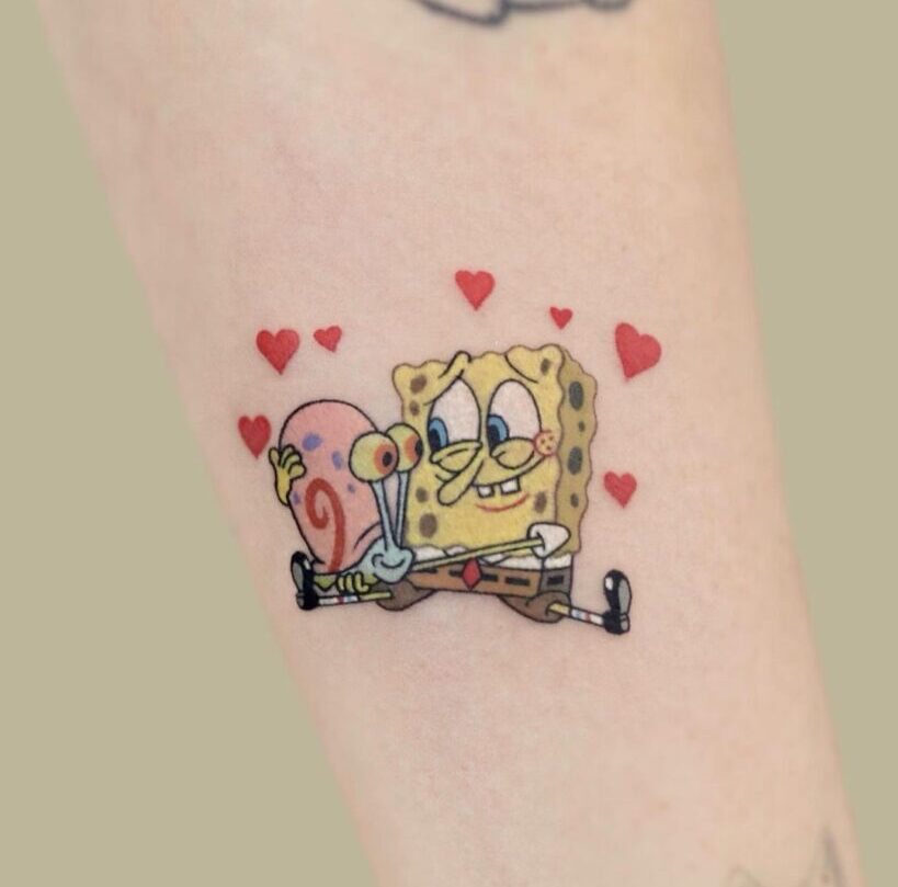 20 spettacolari tatuaggi di SpongeBob per gli amanti del cartone animato