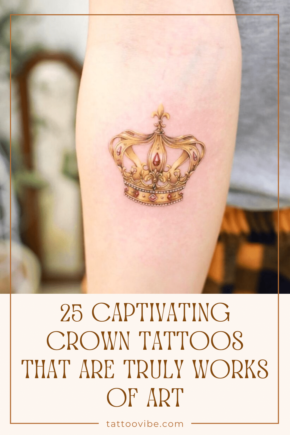 25 cautivadores tatuajes de coronas que son auténticas obras de arte
