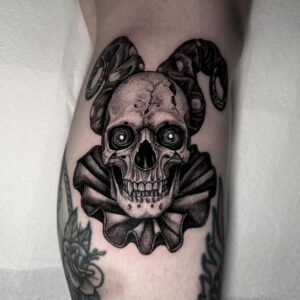 20 Spooky Gothic Tattoos in Black & White