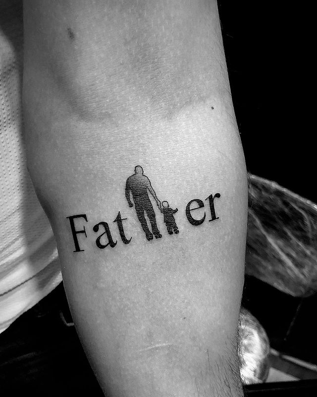21 tatouages père et fils brillants qui vous rendront émotif