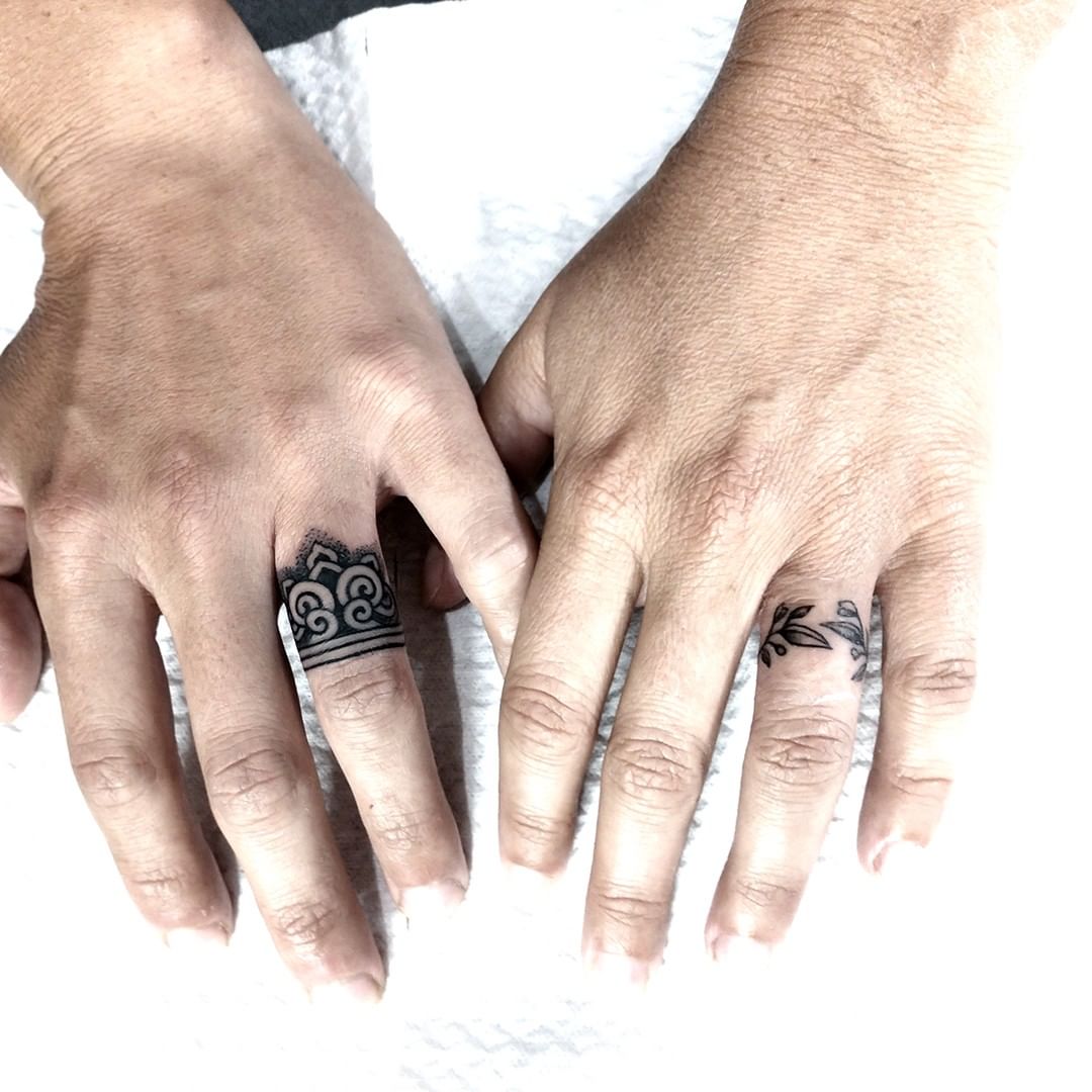 22 Most Alluring Wedding Ring Tattoos To Eternalise Your Love